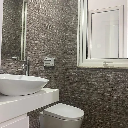 Casa Augusta 6 旅馆 *