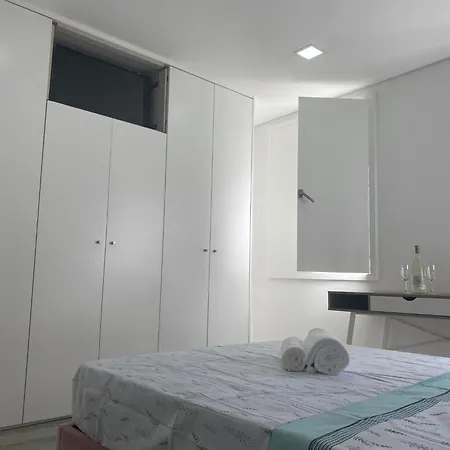 Casa Augusta 6 Vandrerhjem Braga