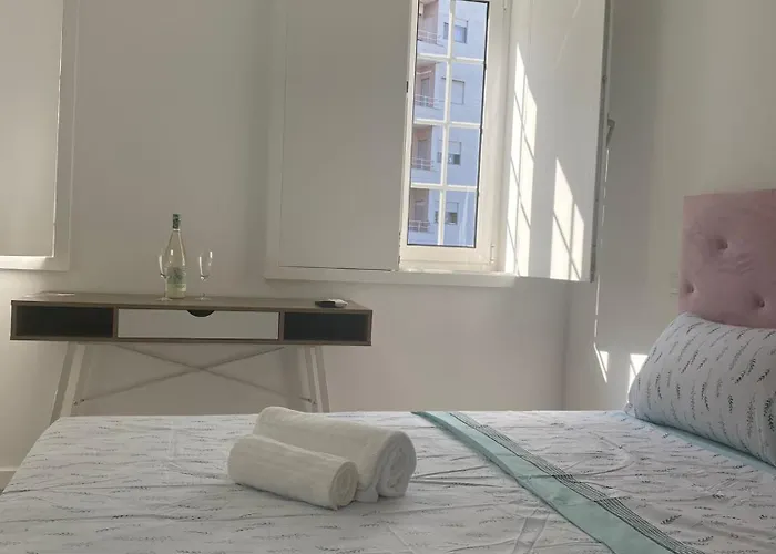 Albergue Casa Augusta 6 *